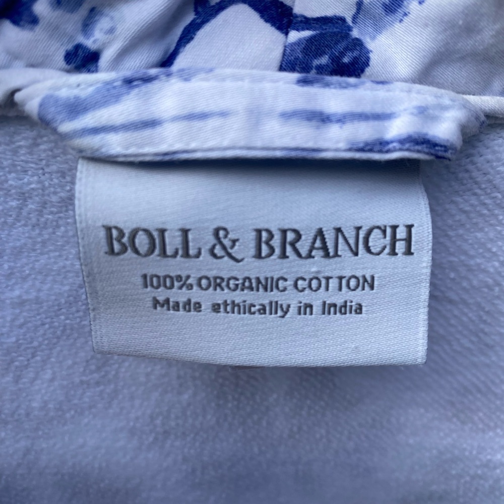Boll & Branch Spa Robe Size S - Picture 4 of 16